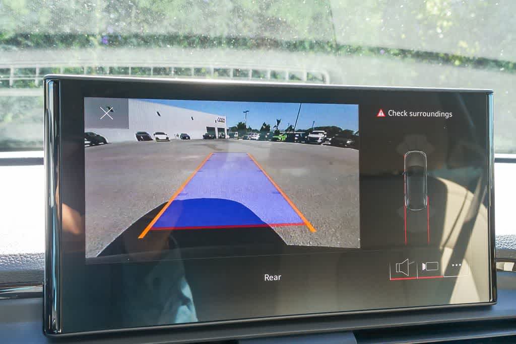 Thumbnail: 2023 Audi Q5 - 20