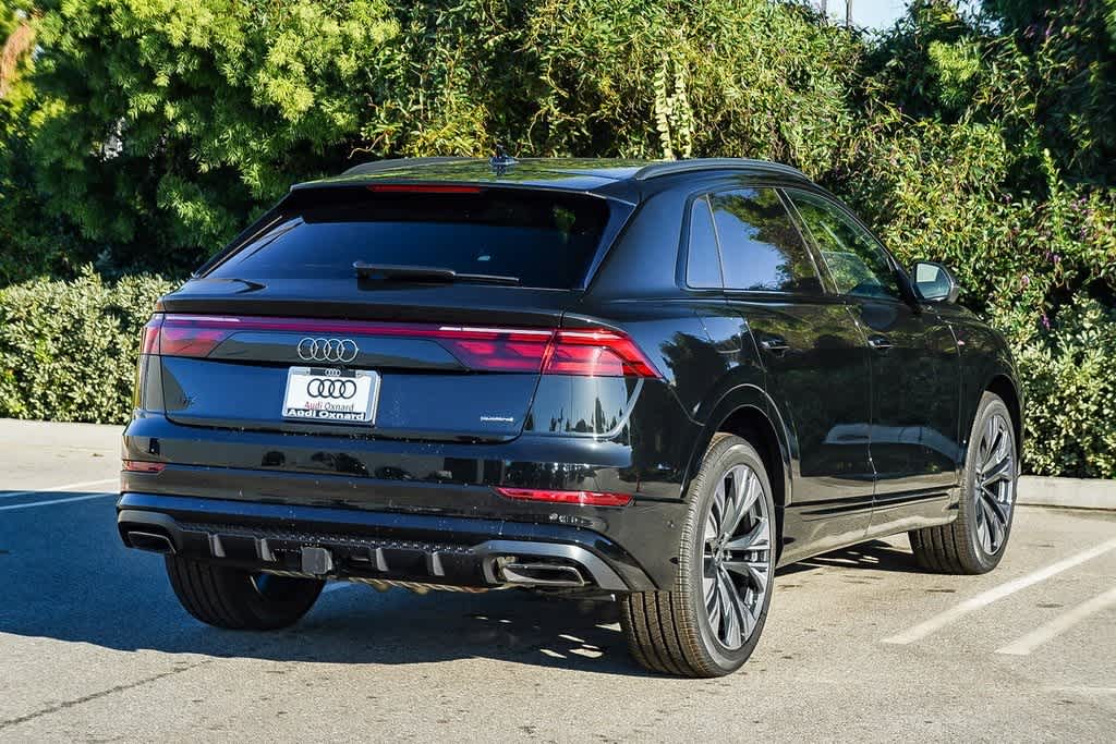 Thumbnail: 2026 Audi Q8 - 4