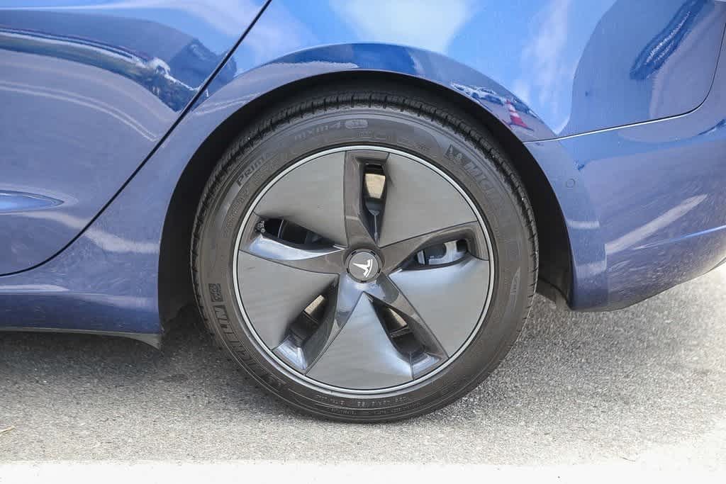 Thumbnail: 2019 Tesla Model 3 - 10