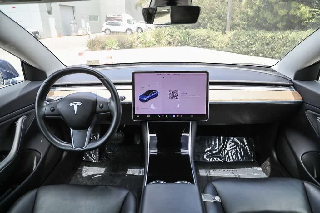 Thumbnail: 2019 Tesla Model 3 - 11