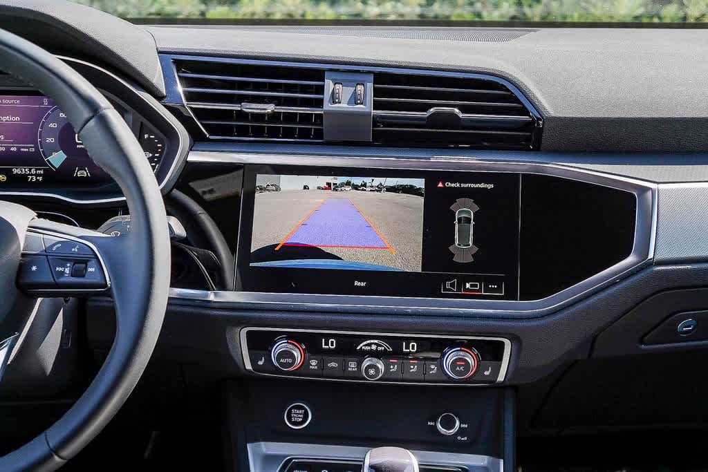 Thumbnail: 2023 Audi Q3 - 13