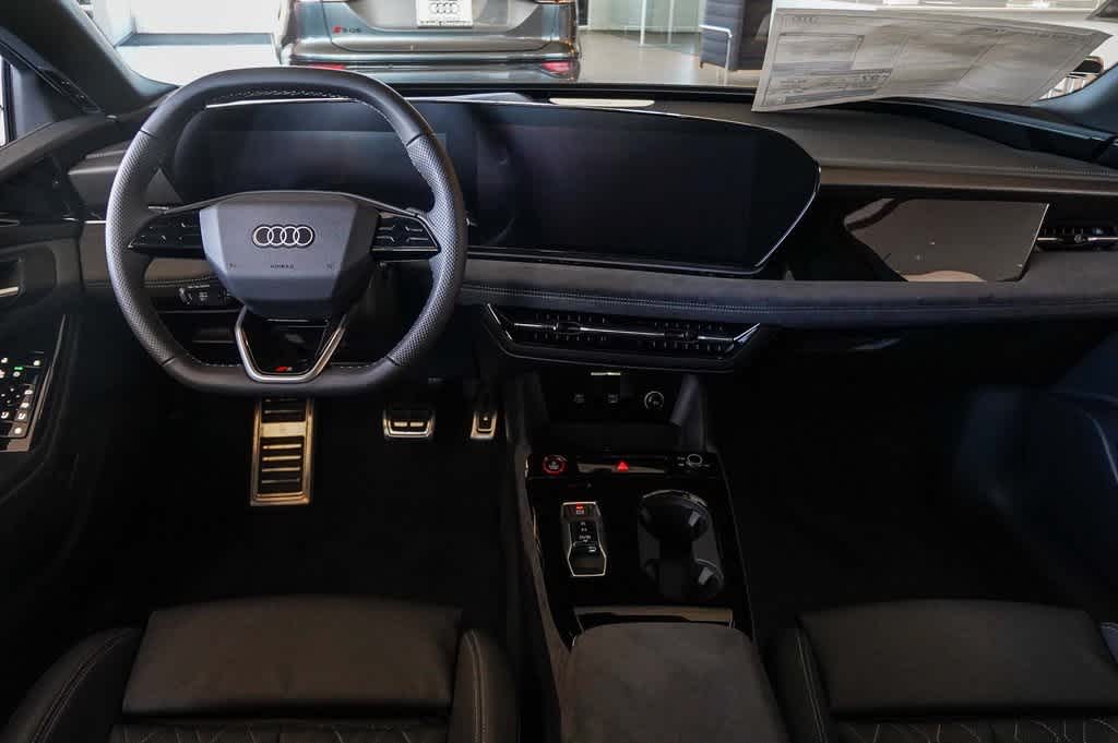 Thumbnail: 2025 Audi e-tron S - 12
