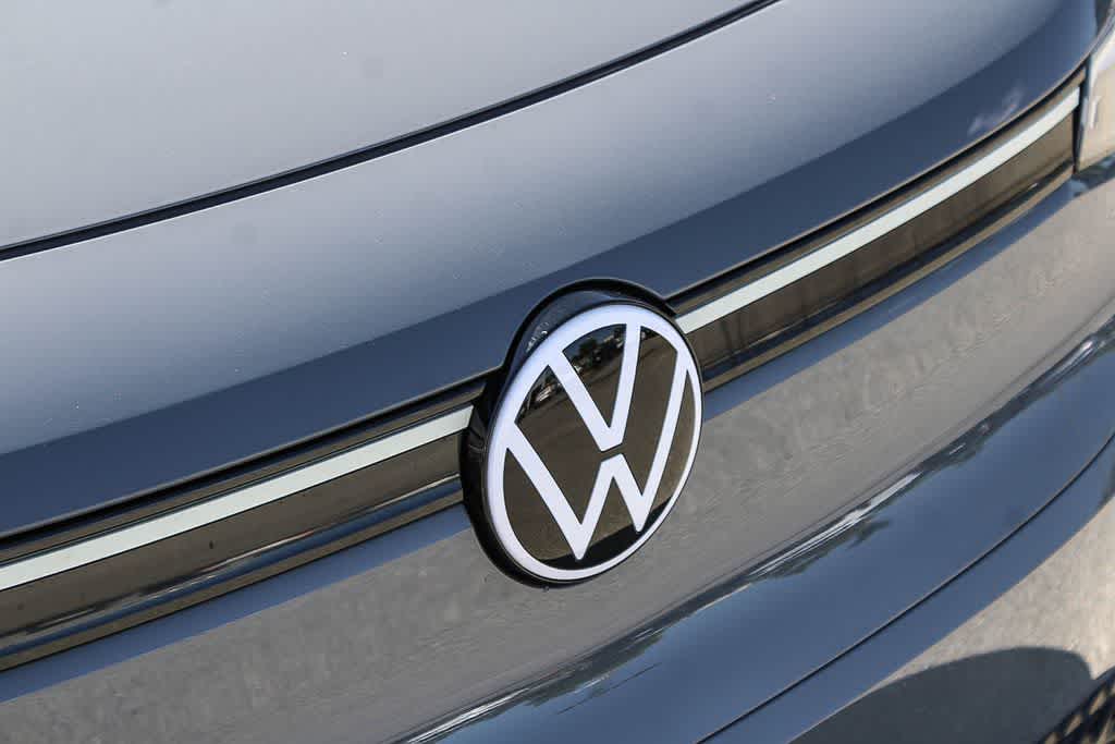 Thumbnail: 2023 Volkswagen ID.4 - 5