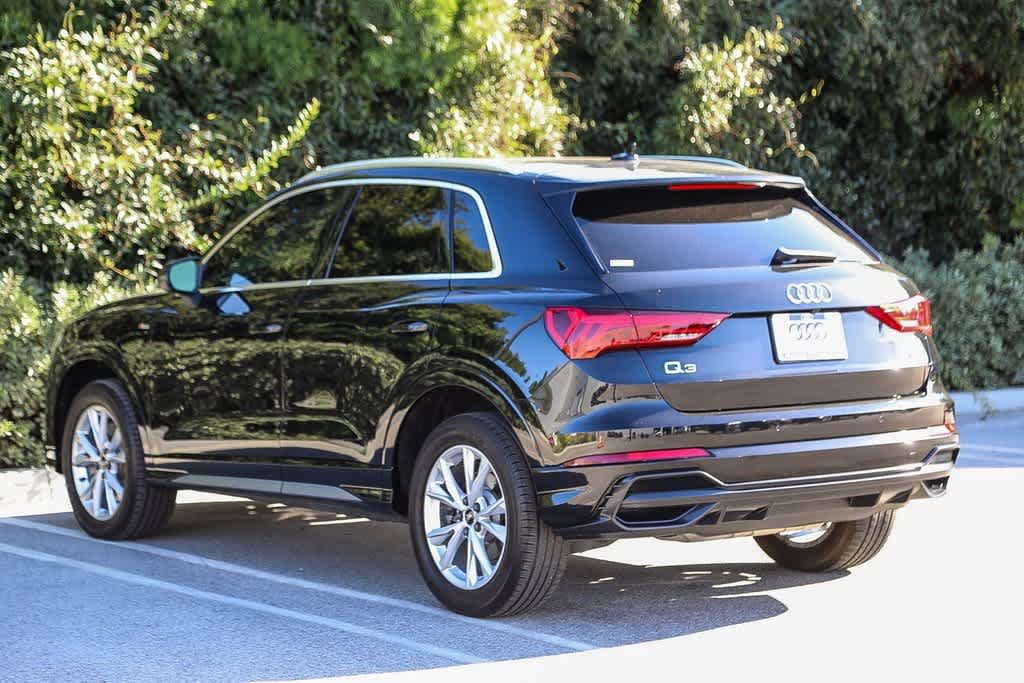 Thumbnail: 2022 Audi Q3 - 6