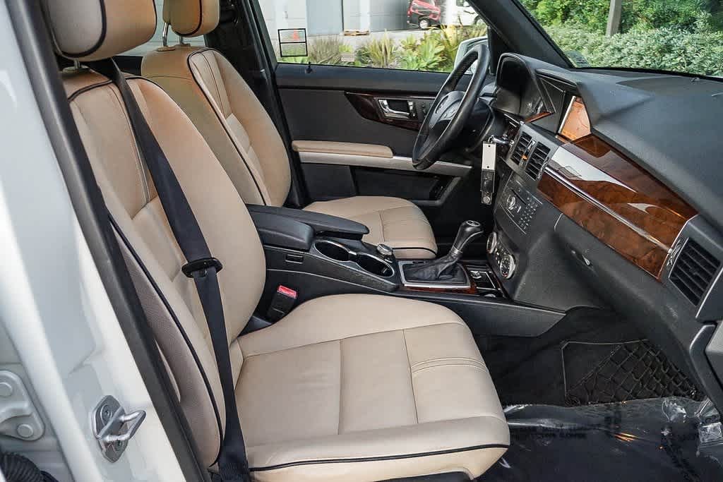 Thumbnail: 2011 Mercedes-Benz GLK - 19