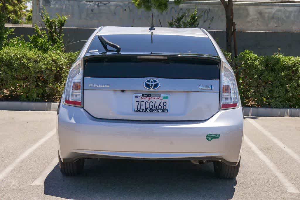 Thumbnail: 2014 Toyota Prius - 8