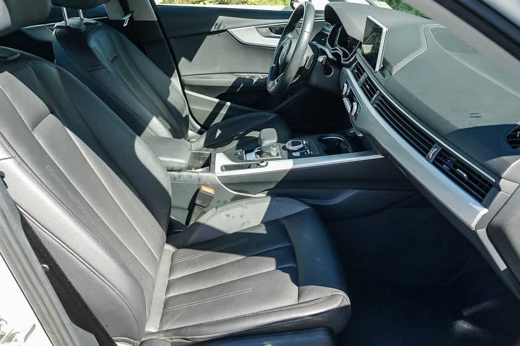 Thumbnail: 2018 Audi A4 - 16