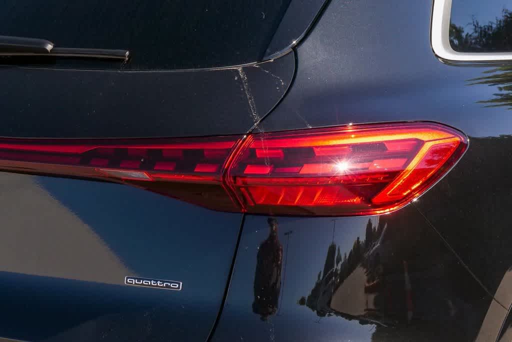 Thumbnail: 2025 Audi Q5 - 10