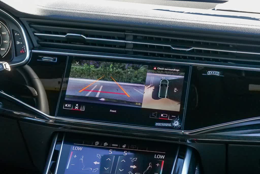 Thumbnail: 2026 Audi Q8 - 13