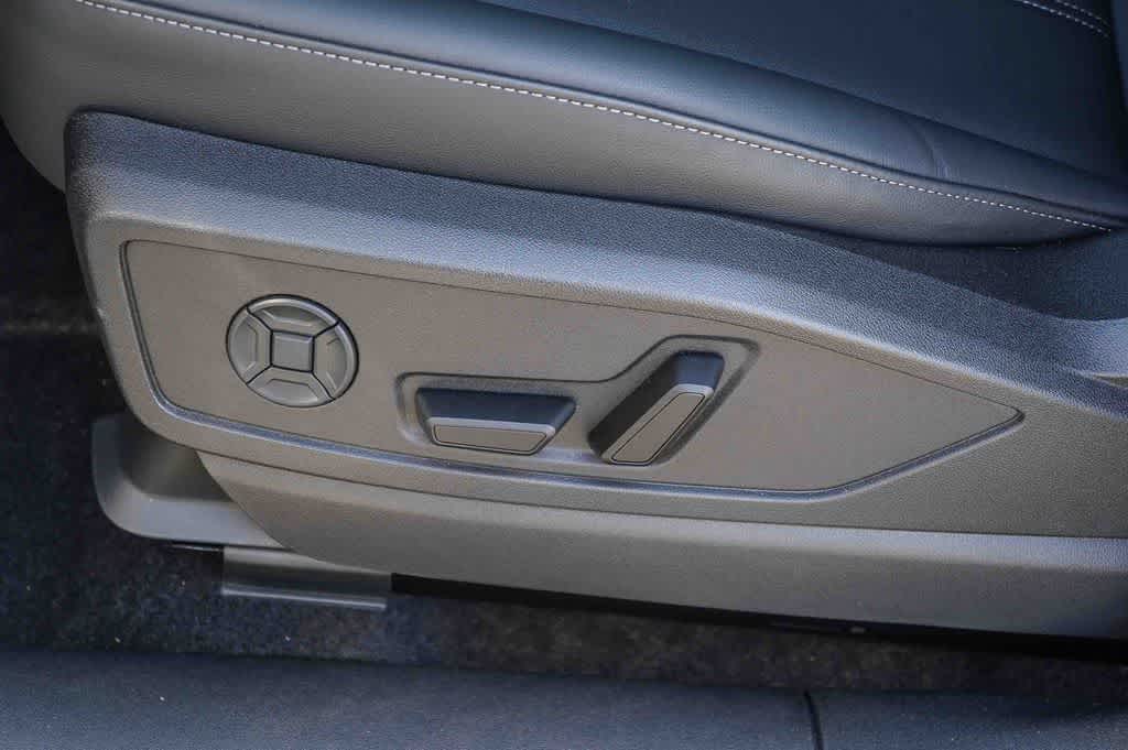Thumbnail: 2026 Audi Q5 - 24