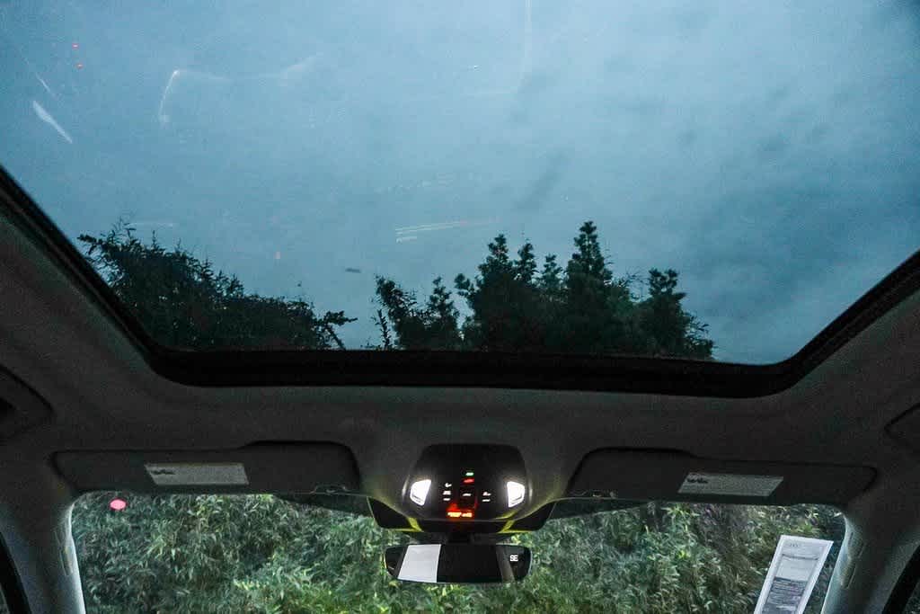 Thumbnail: 2025 Audi Q5 - 18