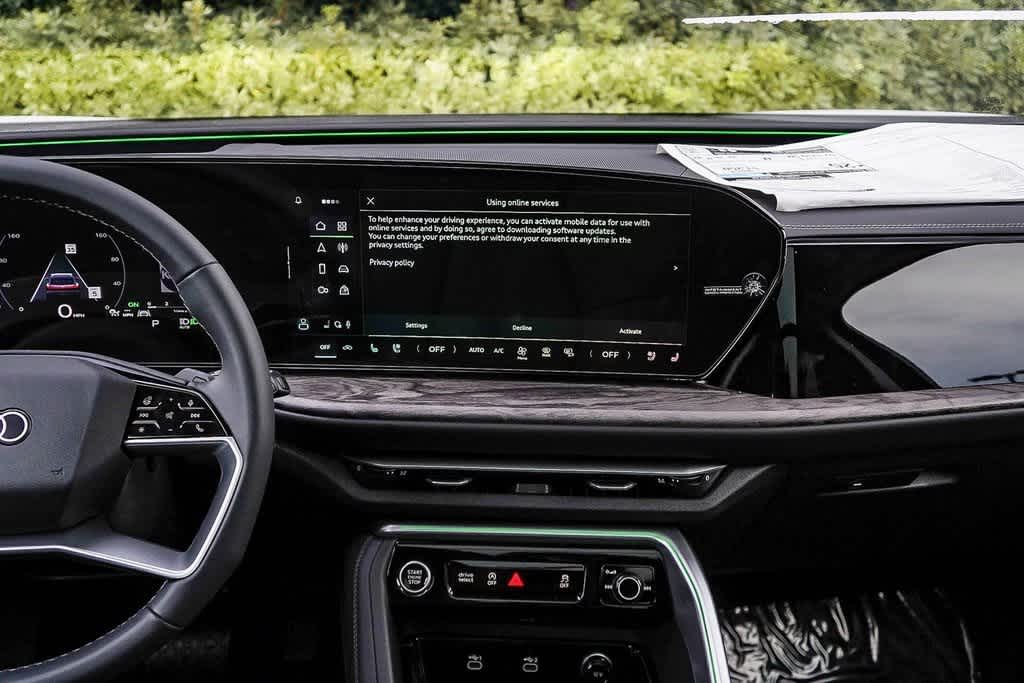 Thumbnail: 2025 Audi Q5 - 13