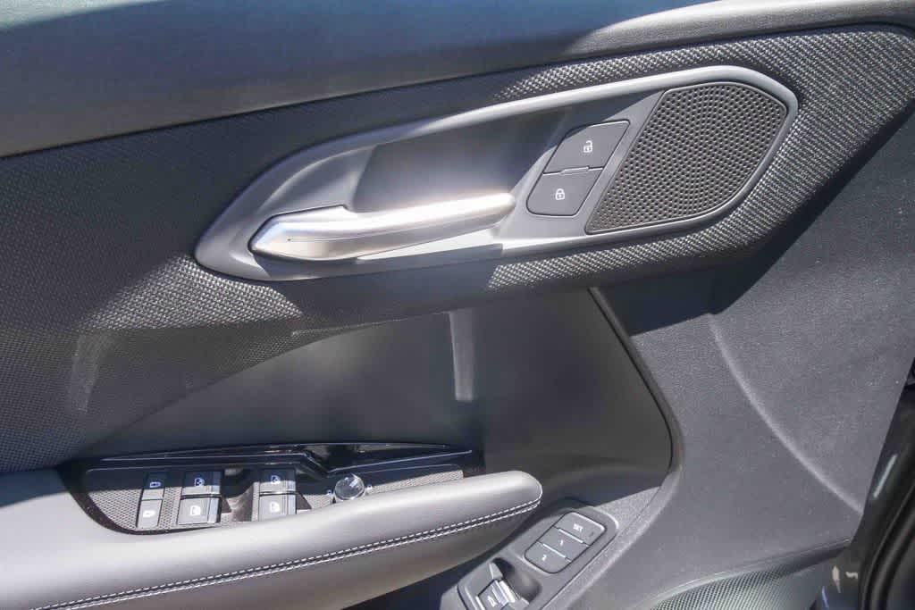Thumbnail: 2026 Audi Q3 - 20