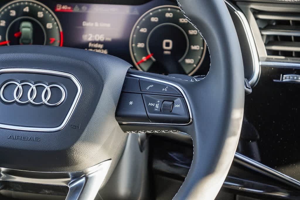 Thumbnail: 2026 Audi Q7 - 17