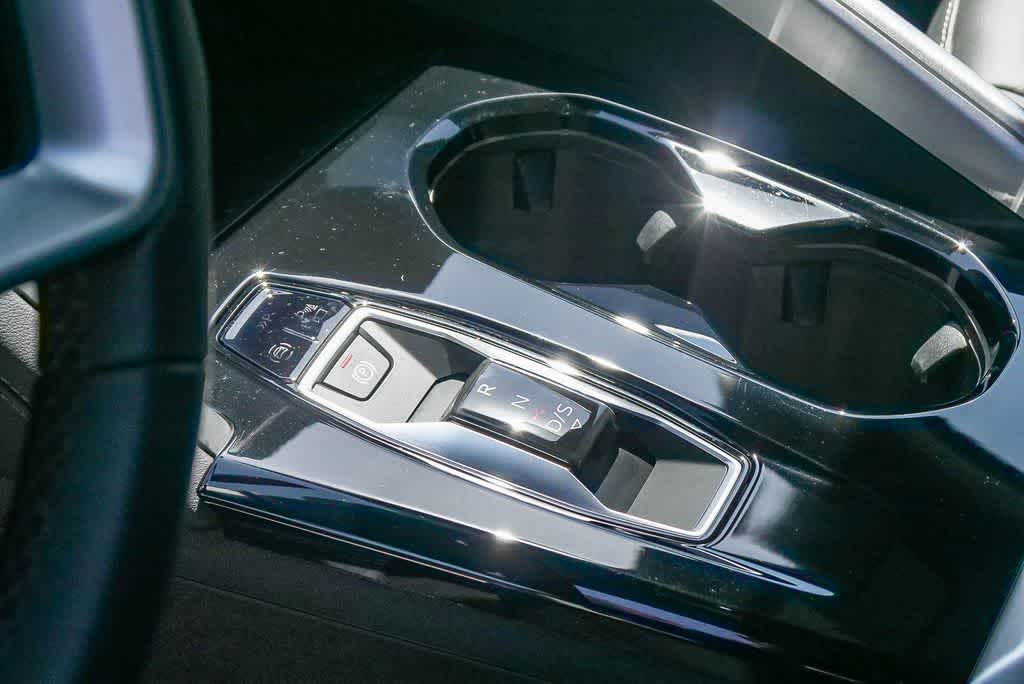 Thumbnail: 2025 Audi Q5 - 17