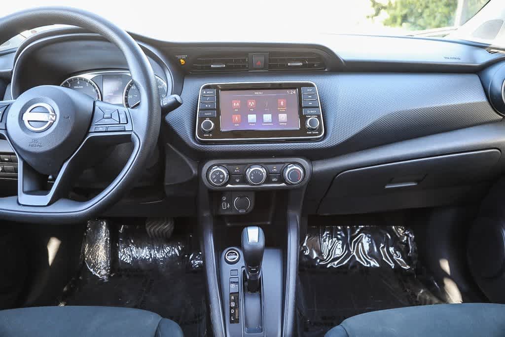 Thumbnail: 2024 Nissan Kicks - 12