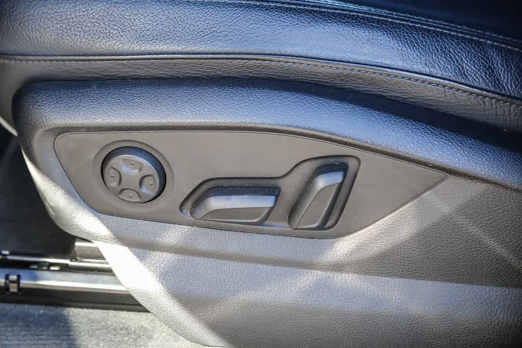 Thumbnail: 2019 Audi Q7 - 18