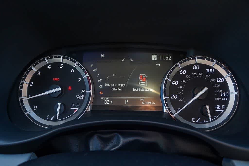 Thumbnail: 2022 Toyota Highlander - 26