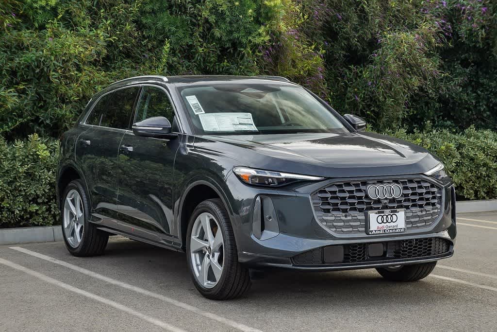 Thumbnail: 2025 Audi Q5 - 3