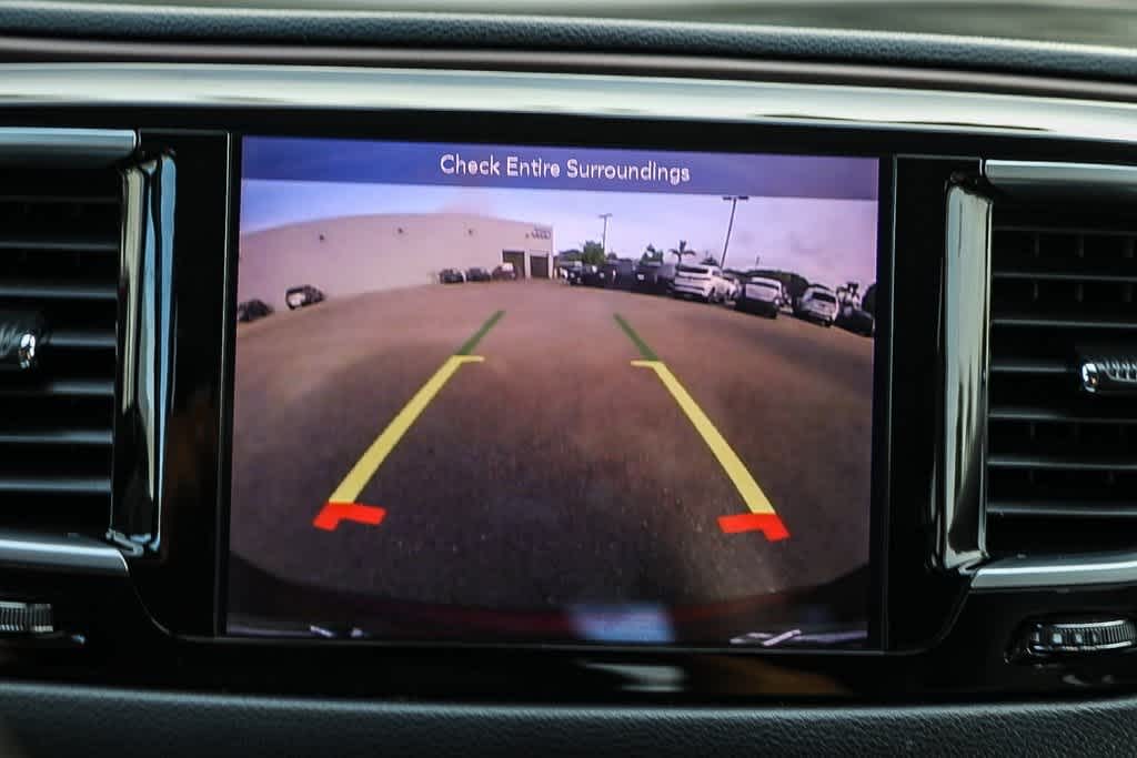 Thumbnail: 2019 Chrysler Pacifica - 23