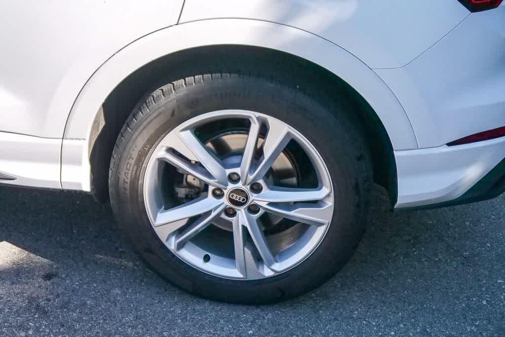 Thumbnail: 2023 Audi Q3 - 6