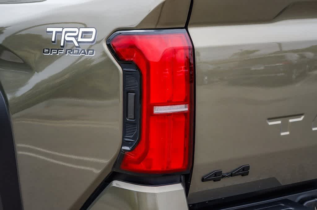 2024 Toyota Tacoma TRD Off-Road 7