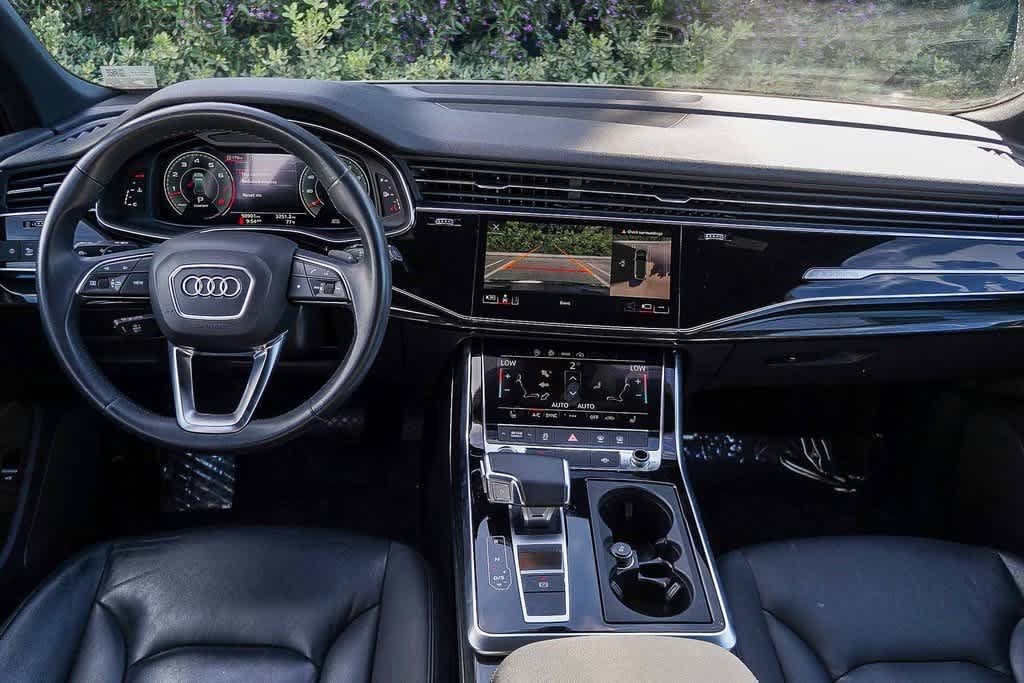 Thumbnail: 2021 Audi Q7 - 12