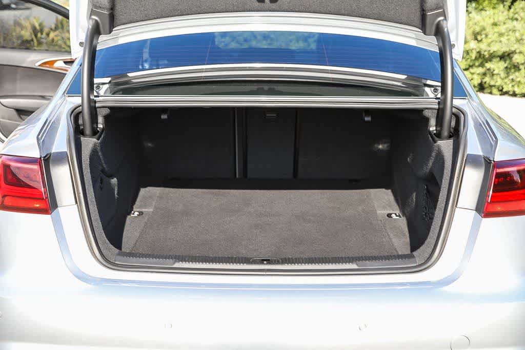 Thumbnail: 2018 Audi A6 - 24