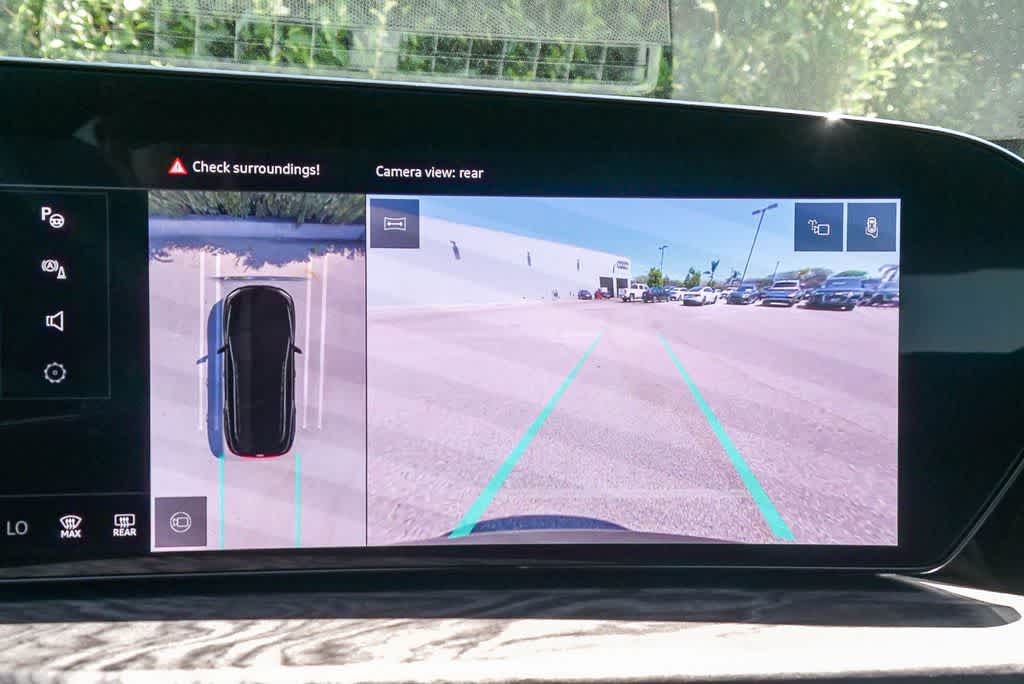 Thumbnail: 2025 Audi Q5 - 22