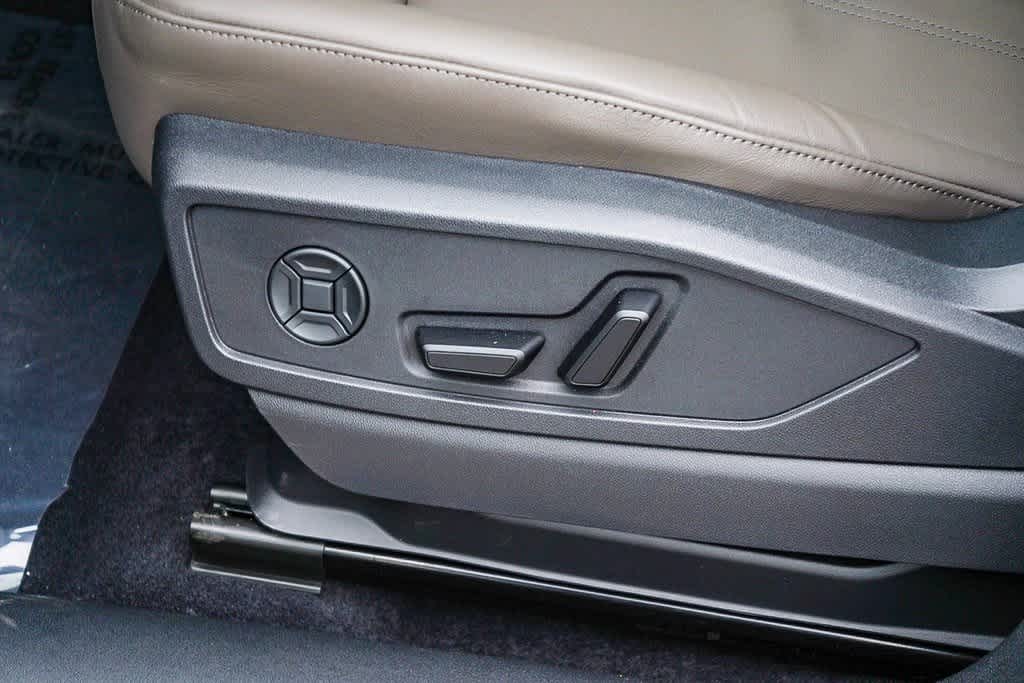 Thumbnail: 2025 Audi Q5 - 24