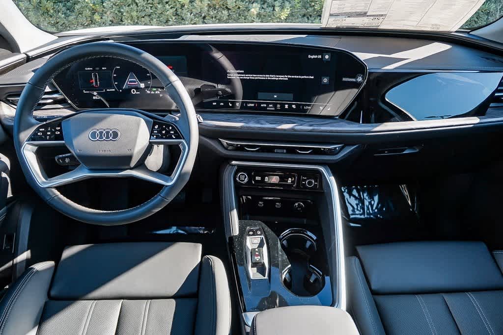 Thumbnail: 2025 Audi Q5 - 12