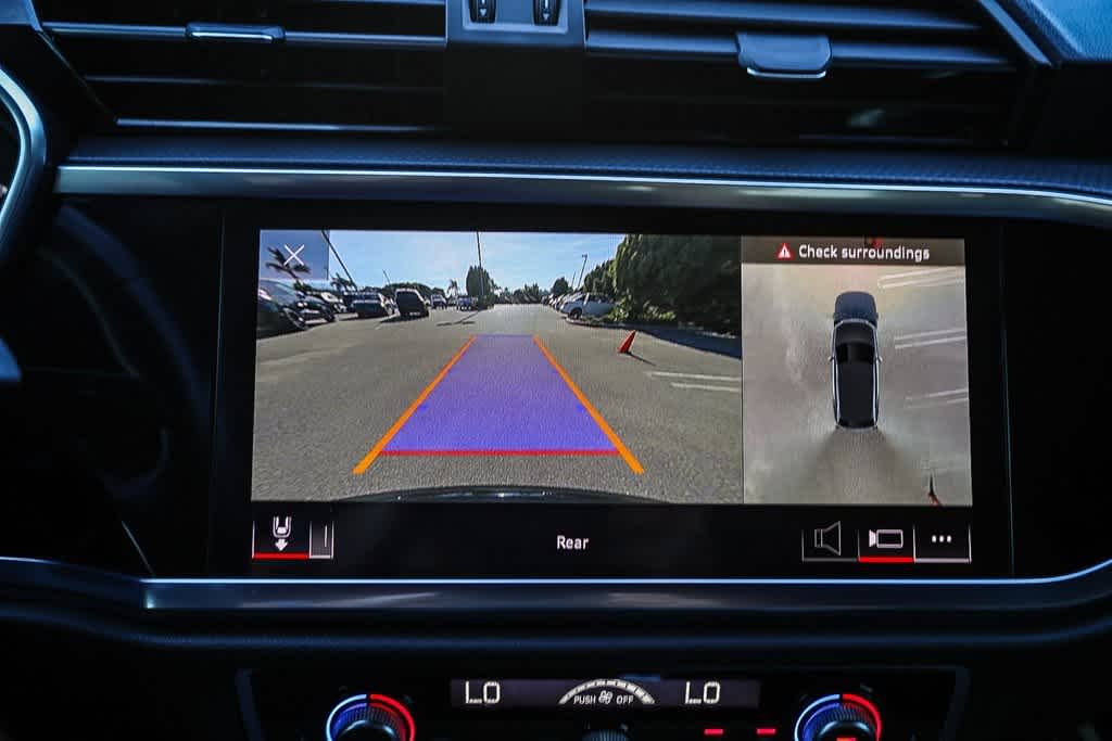 Thumbnail: 2022 Audi Q3 - 20