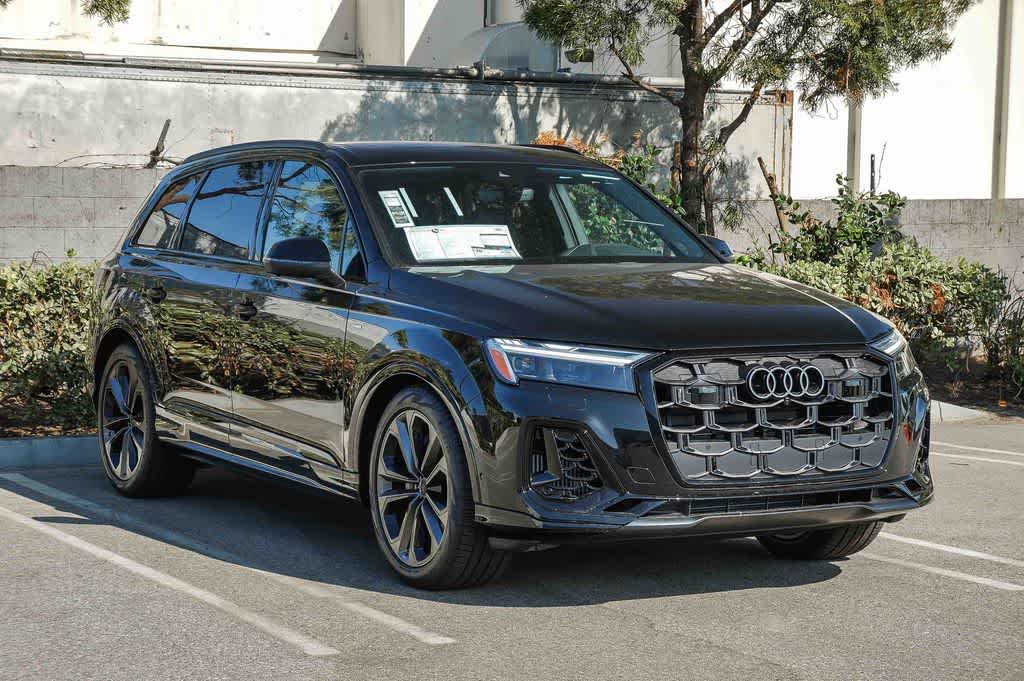 Thumbnail: 2026 Audi Q7 - 3