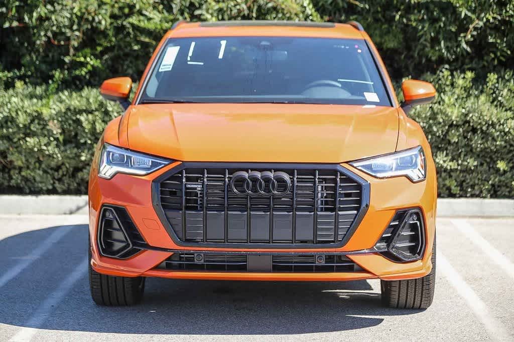Thumbnail: 2025 Audi Q3 - 2