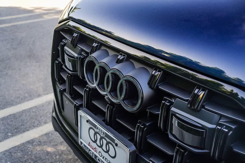 Thumbnail: 2026 Audi Q7 - 9