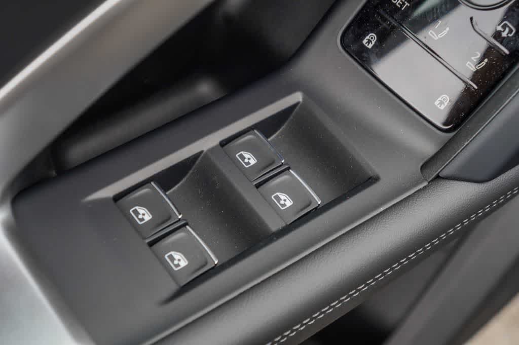 Thumbnail: 2026 Audi Q5 - 23