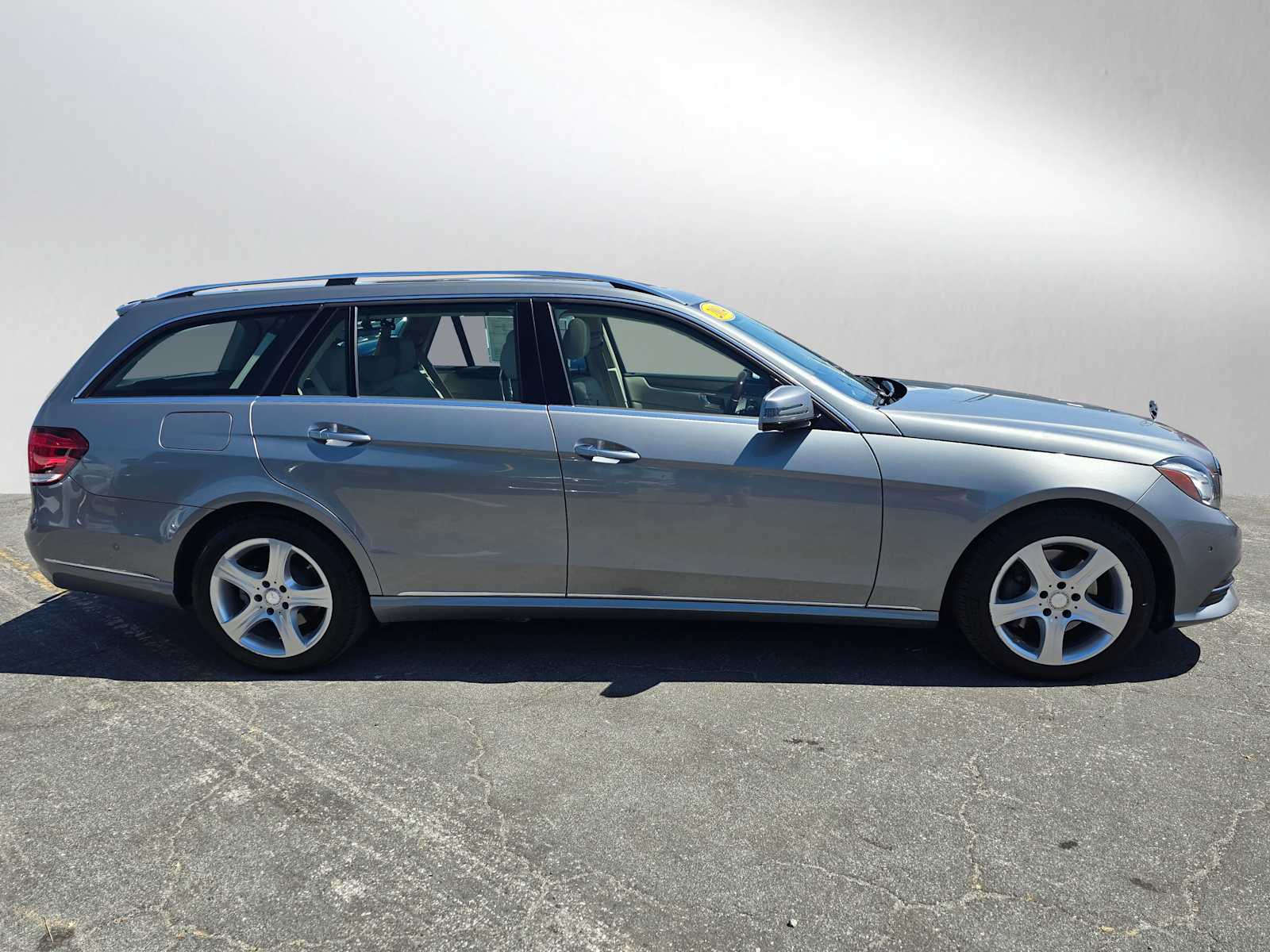 2014 Mercedes Benz E 350 photo 2