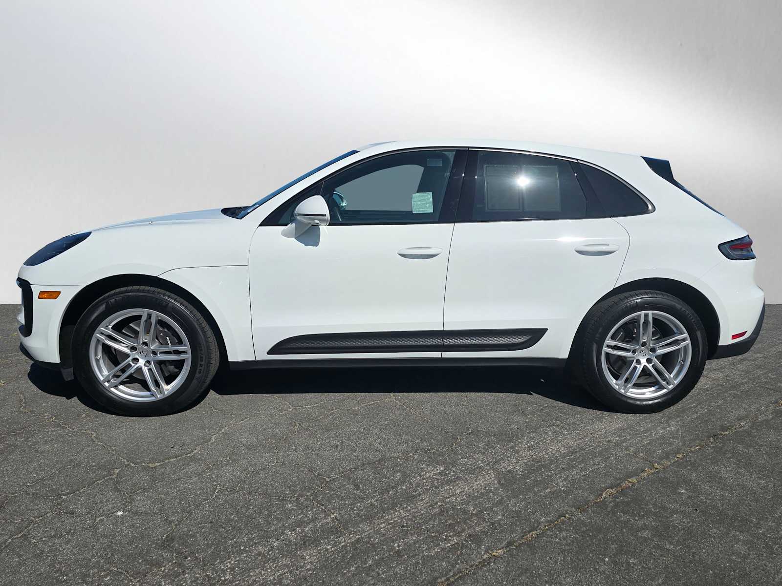 Used 2023 Porsche Macan Base with VIN WP1AA2A59PLB09183 for sale in Palo Alto, CA