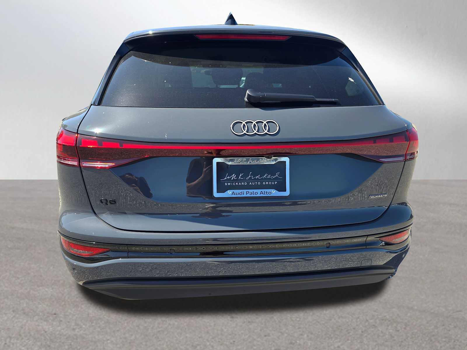2025 Audi Q6 E-tron Premium photo 4