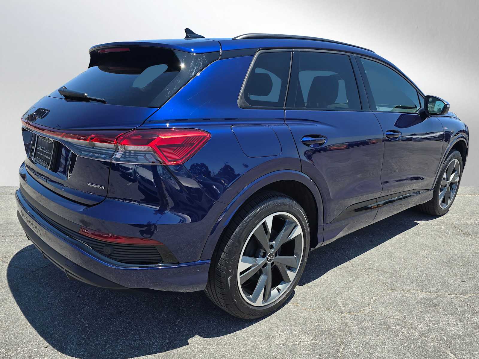 2023 Audi Q4 50 E-tron Premium Plus photo 3