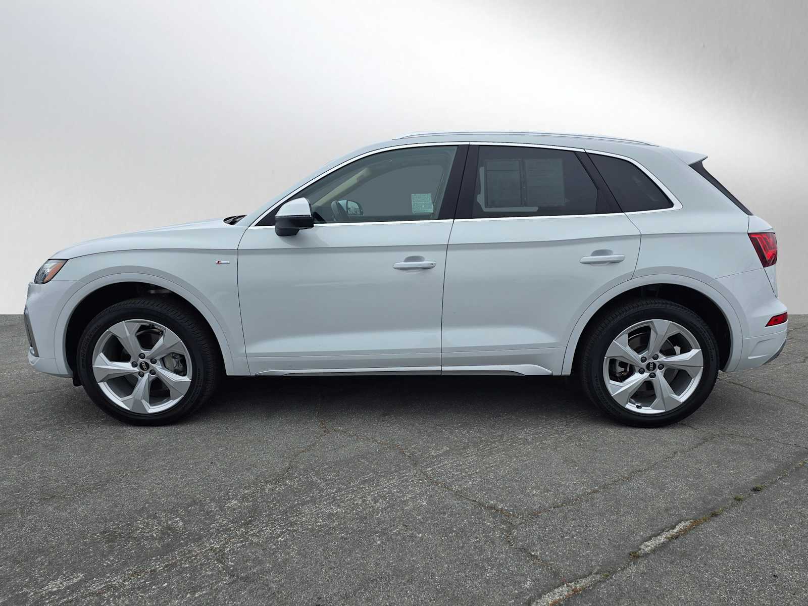 Certified 2022 Audi Q5 Premium Plus with VIN WA1EAAFY5N2070413 for sale in Palo Alto, CA