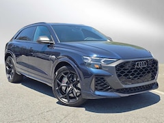 2025 Audi RS Q8 4.0T performance SUV
