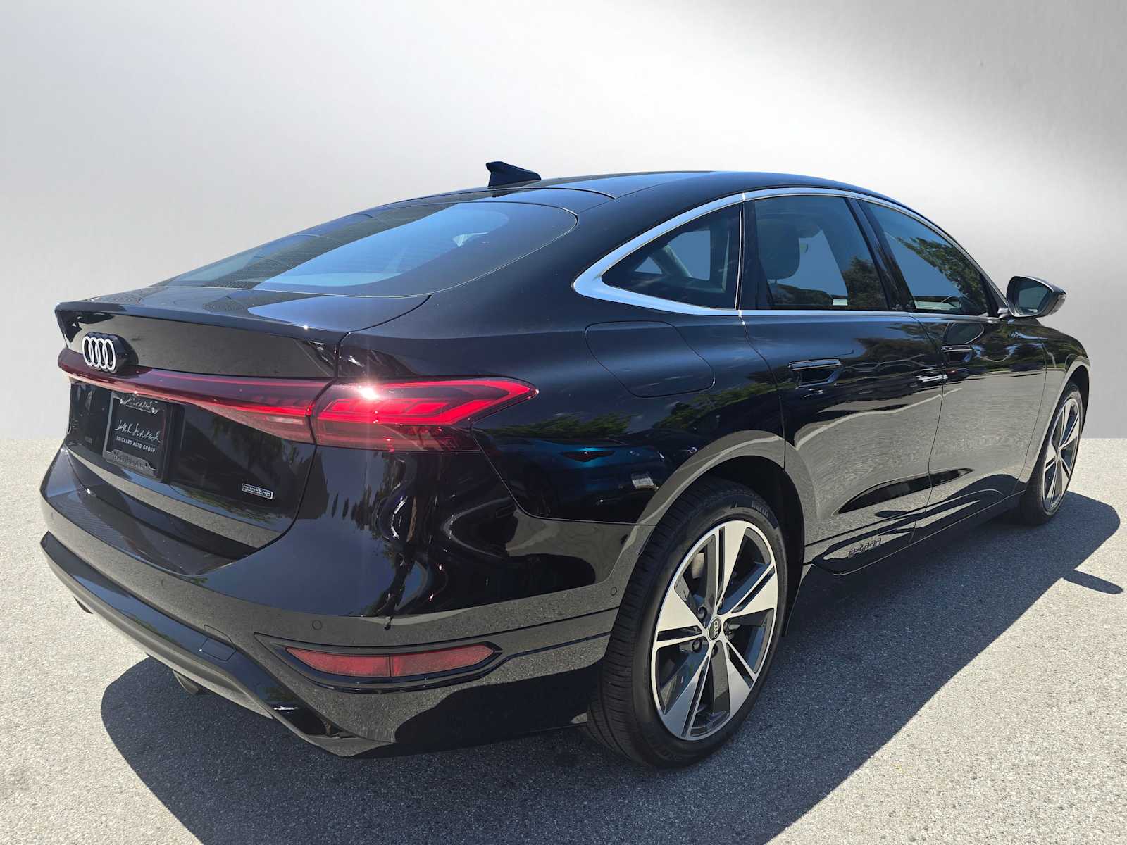 2025 Audi A6 Quattro Premium Plus photo 3