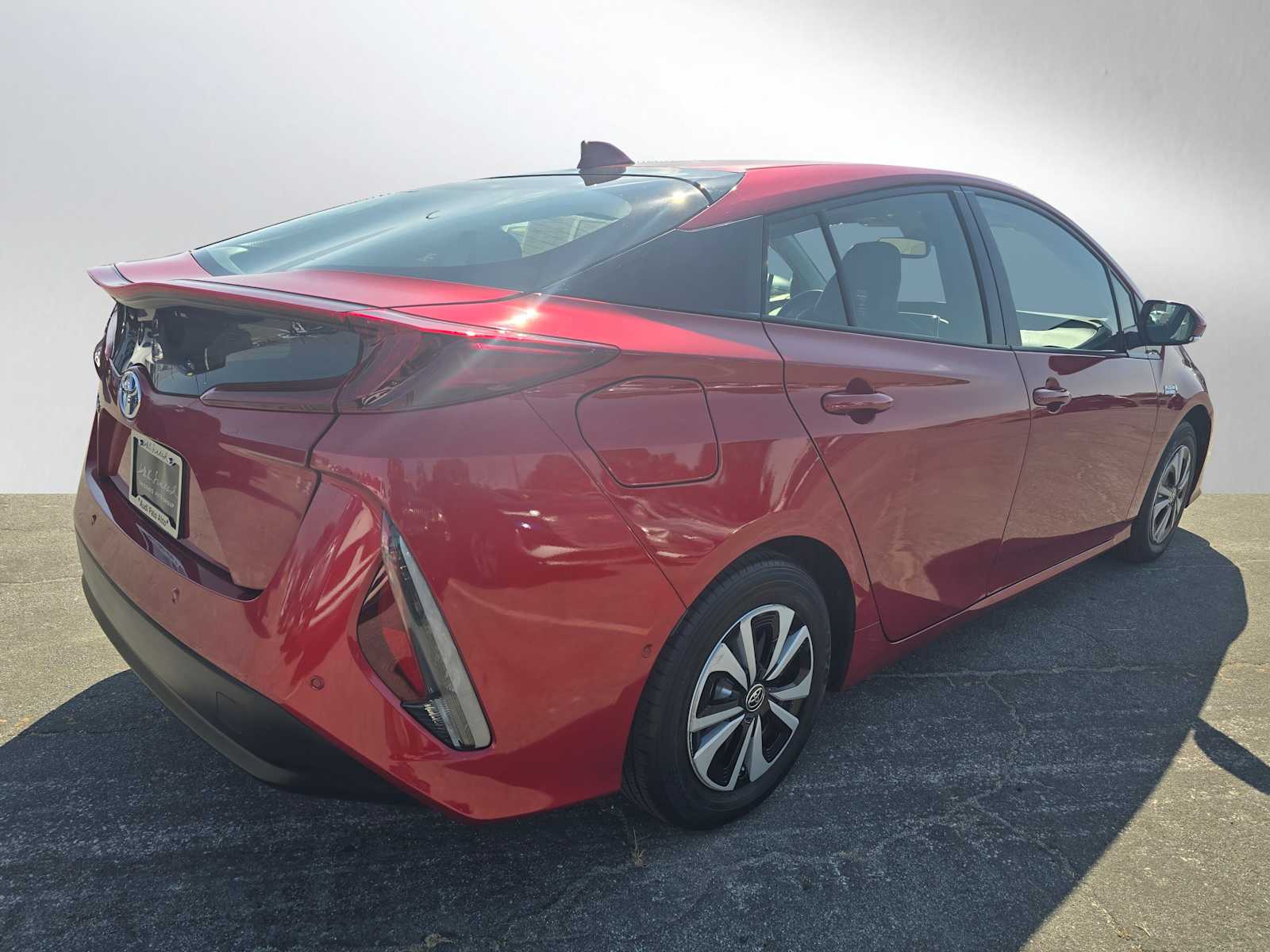 2019 Toyota Prius Prime Advanced photo 3
