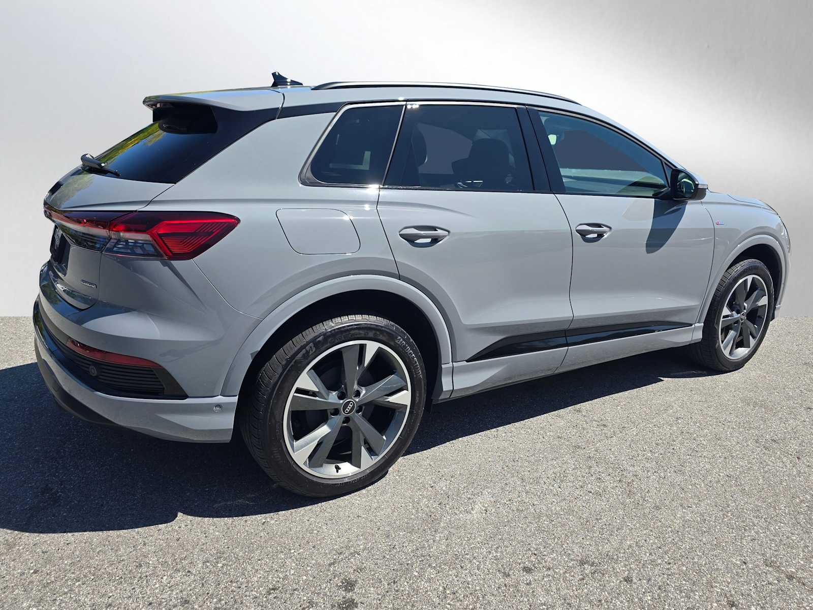 2023 Audi Q4 E-tron Premium Plus 50 photo 3
