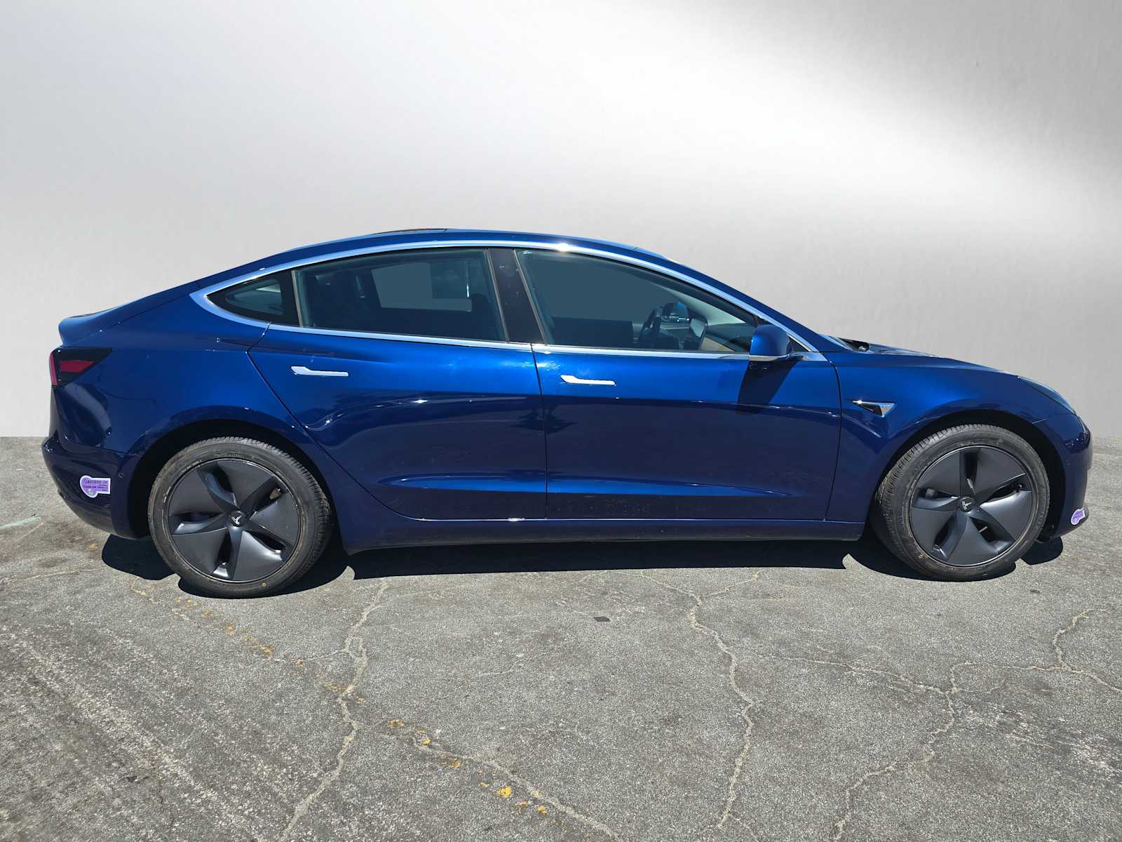 Used 2019 Tesla Model 3 Base with VIN 5YJ3E1EA0KF398398 for sale in Palo Alto, CA