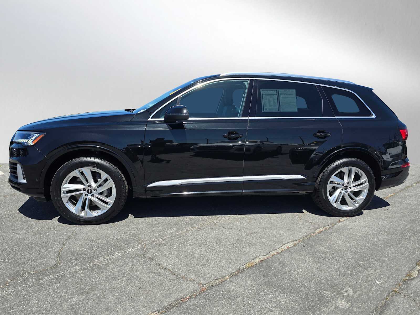 Used 2024 Audi Q7 Premium Plus with VIN WA1LXBF71RD007905 for sale in Palo Alto, CA
