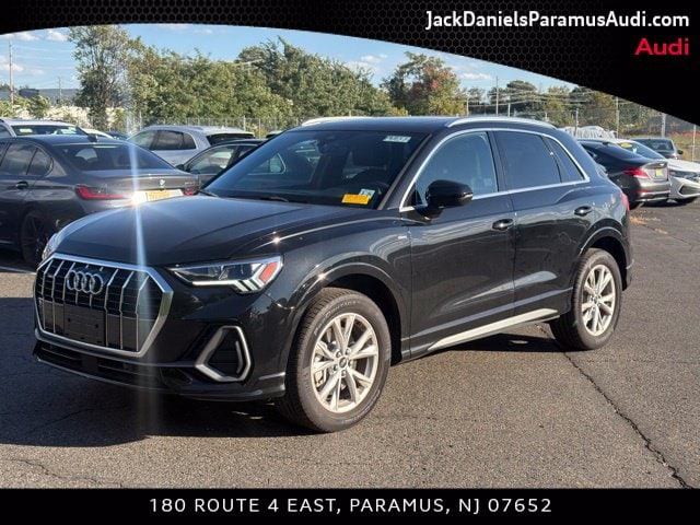 2024 Audi Q3 S Line Premium