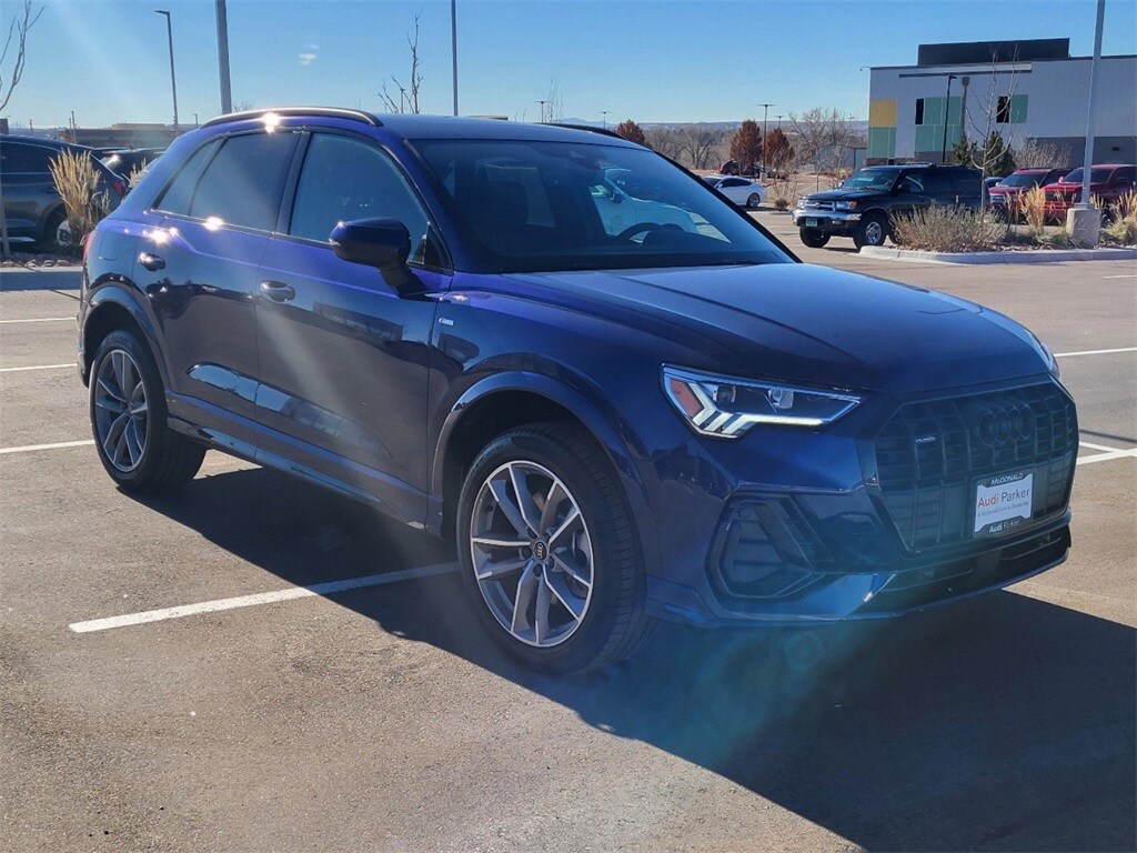 2025 Audi Q3 Premium S line photo 4