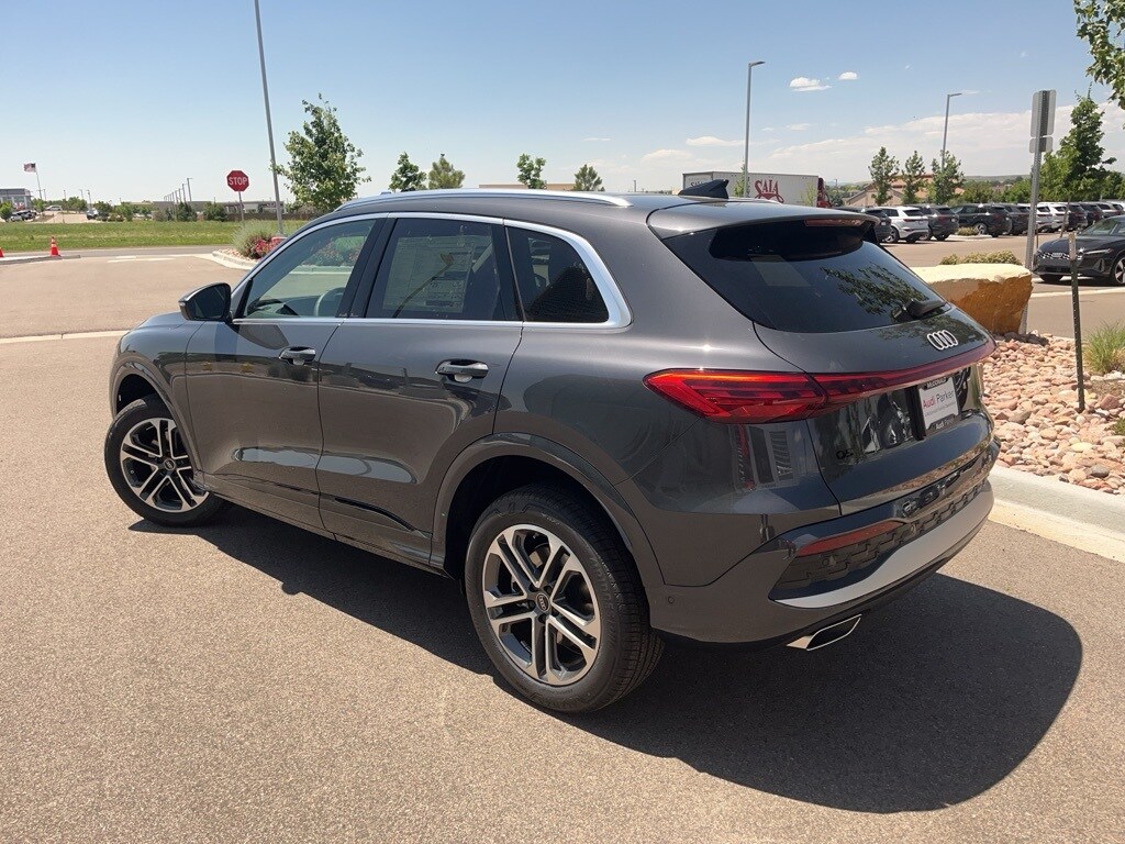 2025 Audi Q5 2.0T Premium Plus photo 4